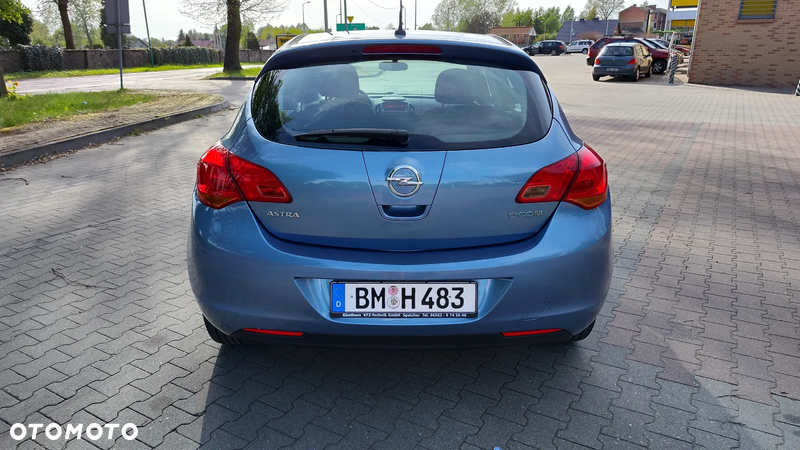 Opel Astra 1.4 ECOFLEX Selection - 8