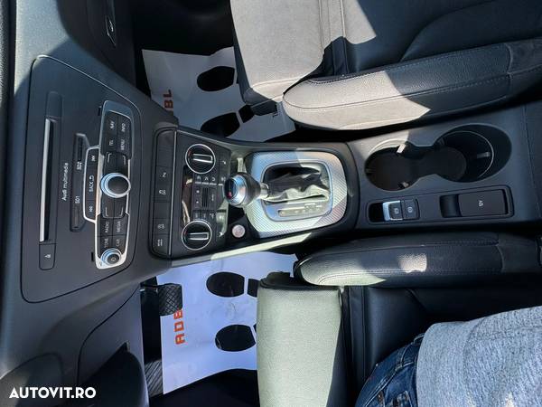 Audi Q3 2.0 TDI quattro S tronic design - 12