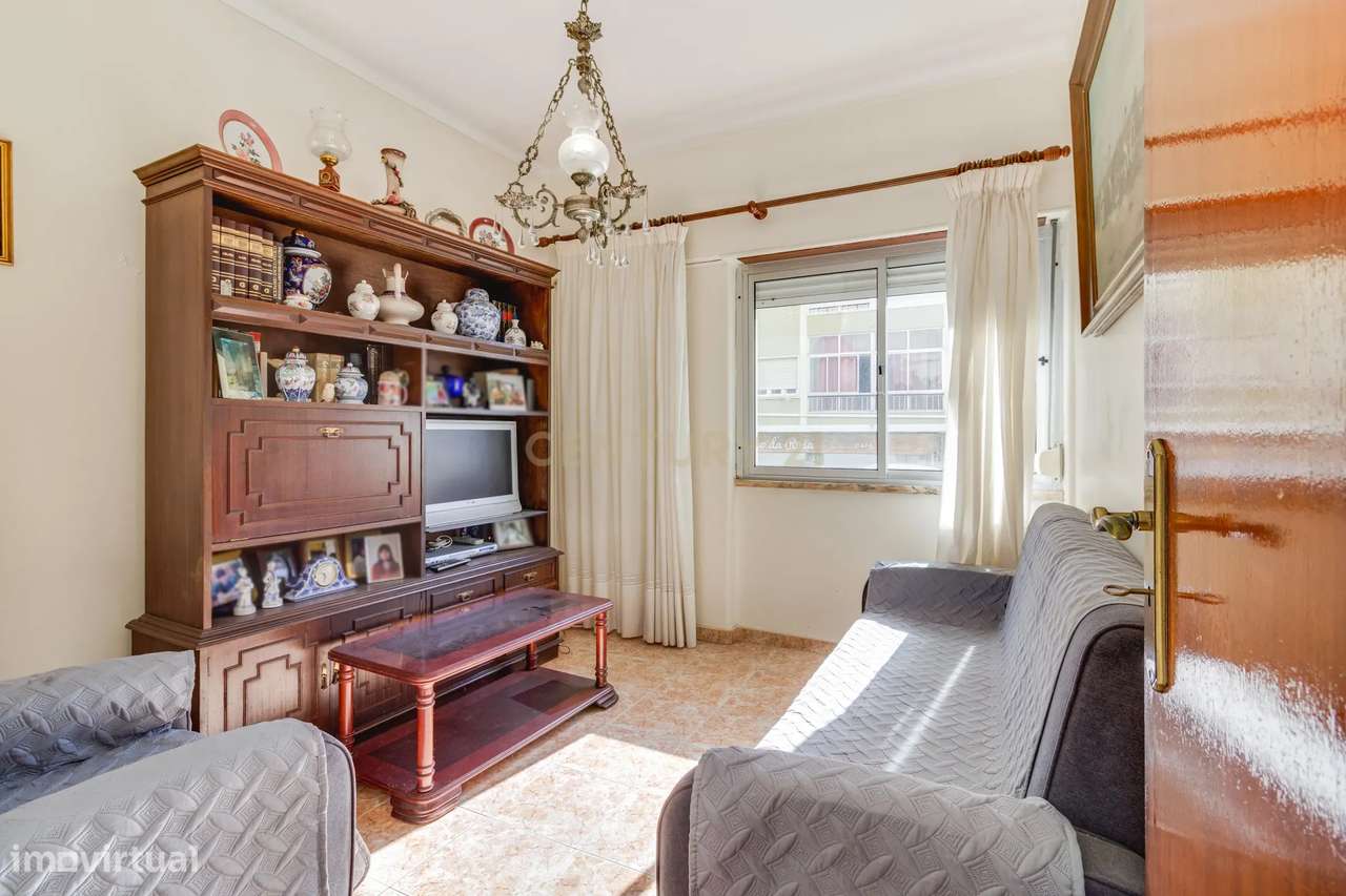 Apartamento T2+1 em Sacavém, Loures-14