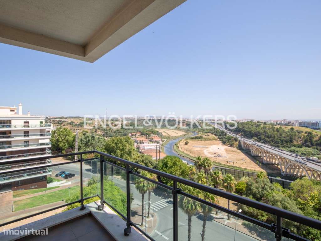 T2 com Garagem em Localização Premium - Terraços da Ponte - Grande imagem: 4/25