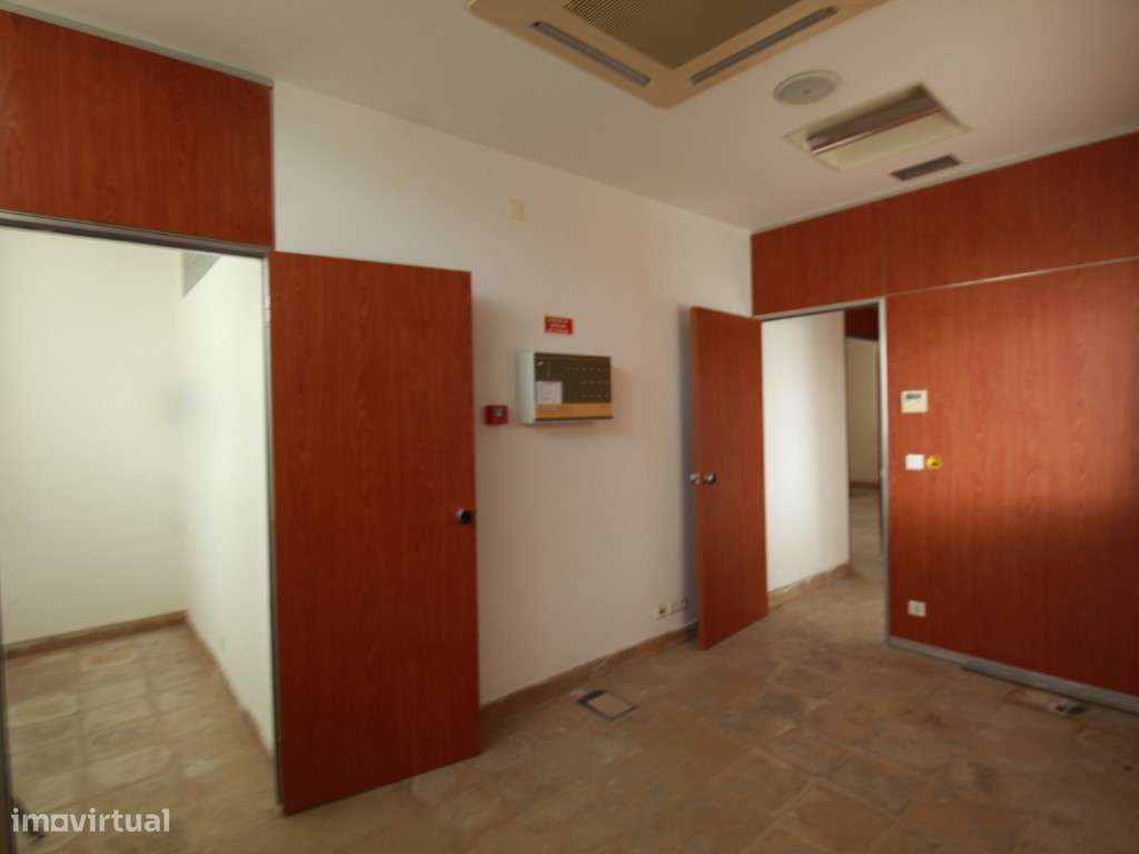 Edificio Comercial - Grande imagem: 5/60