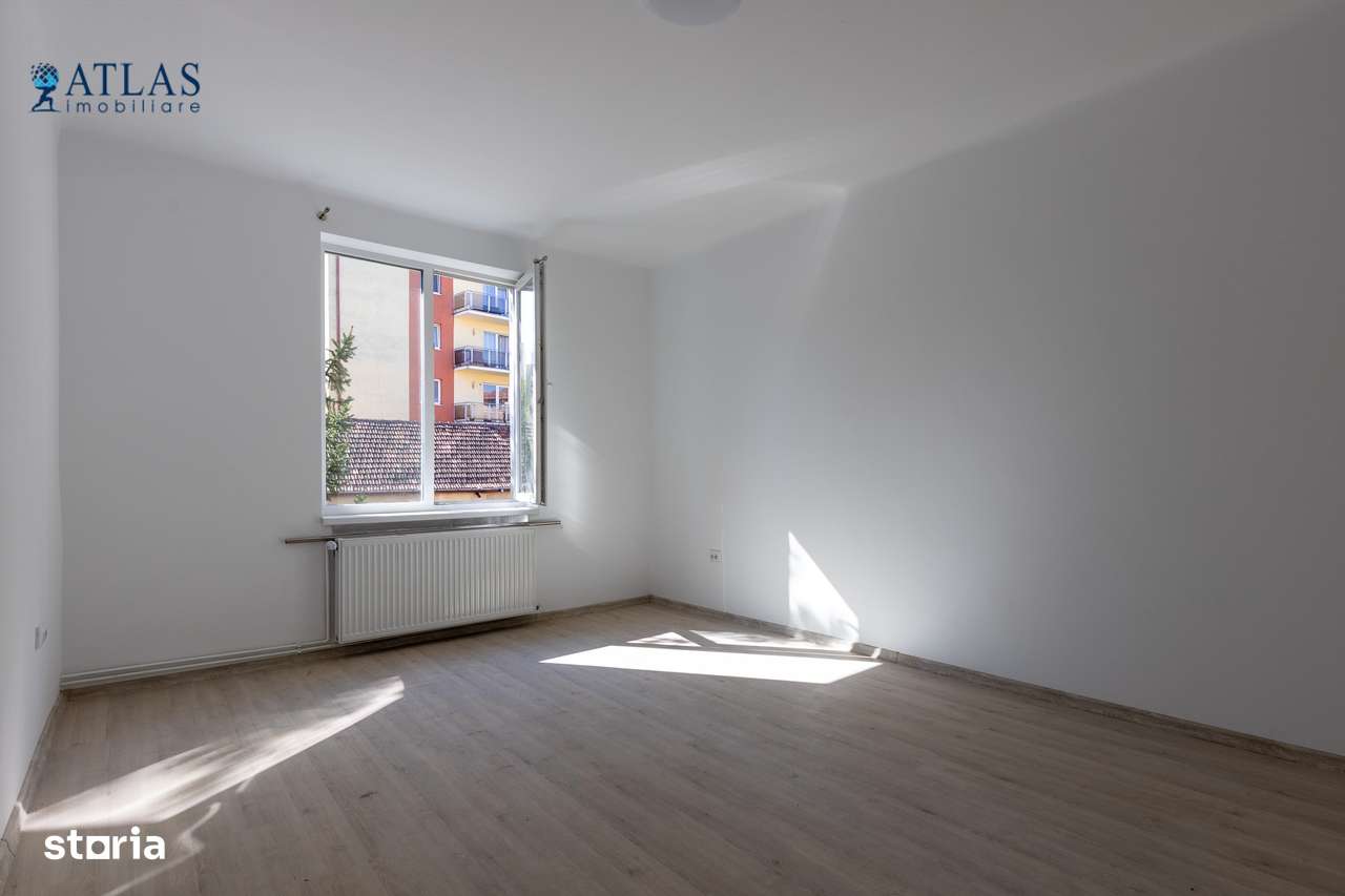 2 camere si birou, bloc vila central, et 1/3, renovat complet, parcare - Imagine principală: 3/12