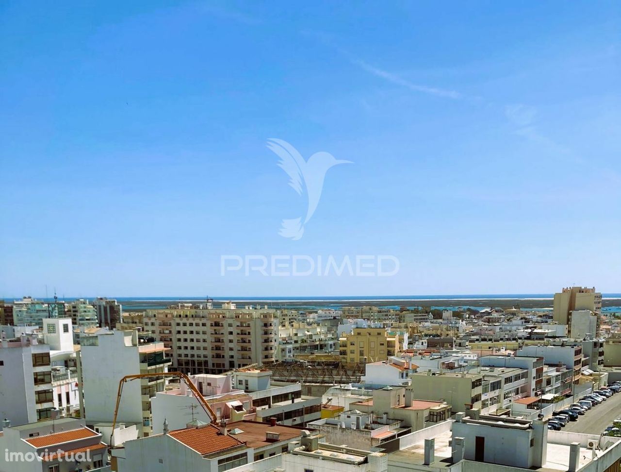 Apartamento T3 em Faro último andar c/ Elevador