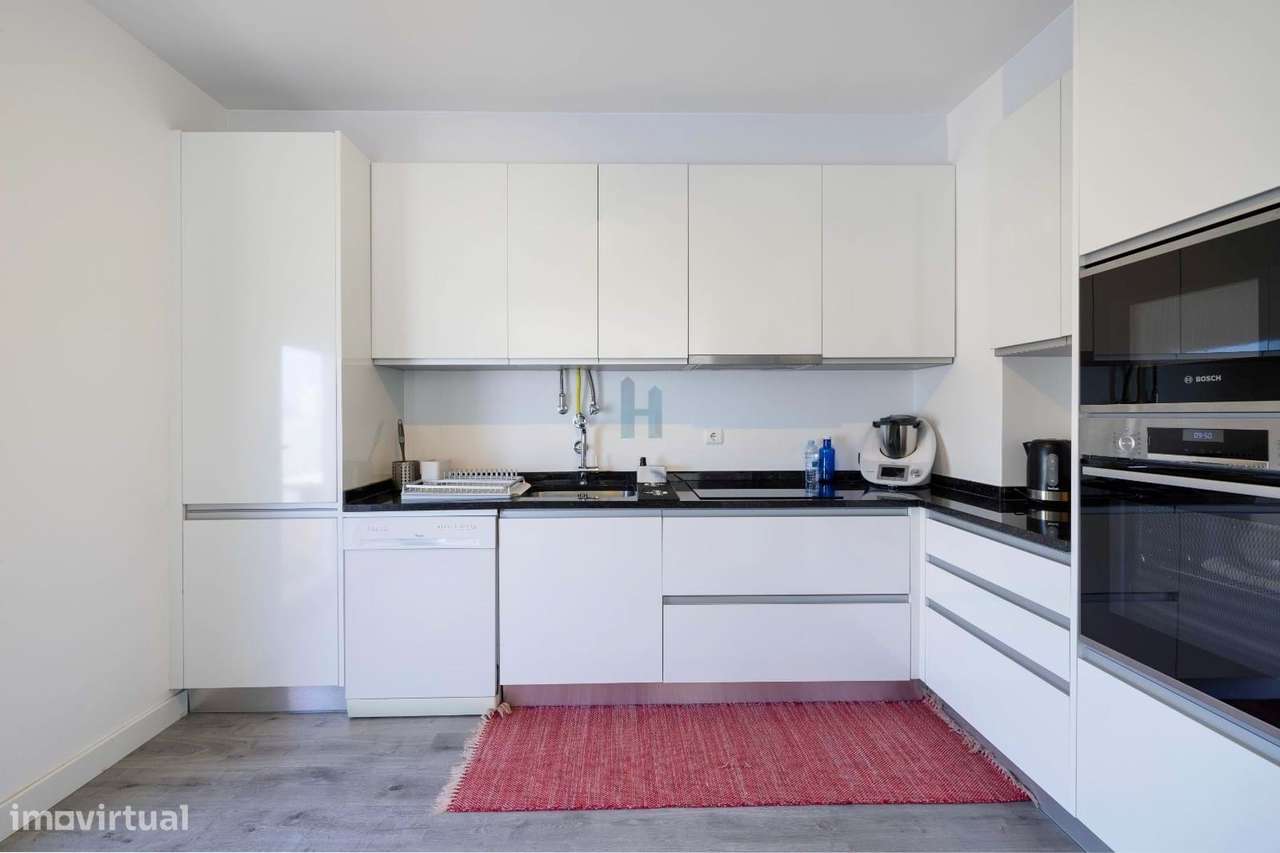 Penthouse T3 com garagem e arrecadação na Praia da Rocha - Grande imagem: 5/17