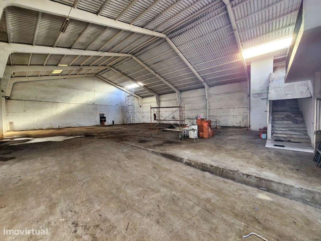 Armazém como novo em Maceda, Ovar - Grande imagem: 3/24