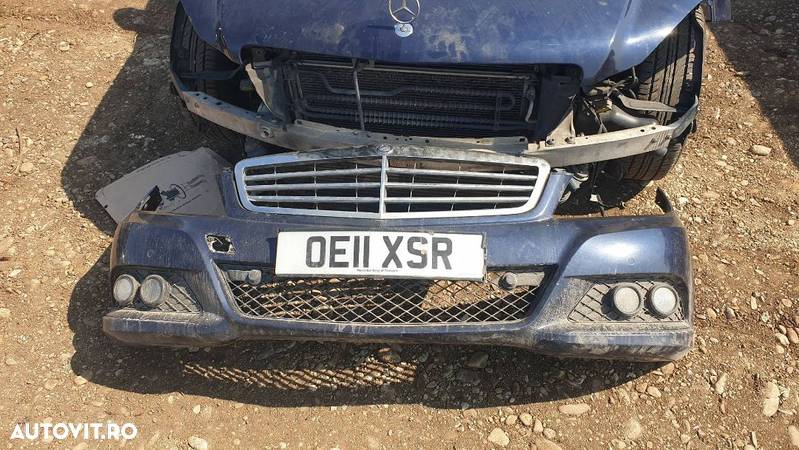 Dezmembrez dezmembrari Mercedes C220 W204 facelift EURO 5 motor DEFECT - 2