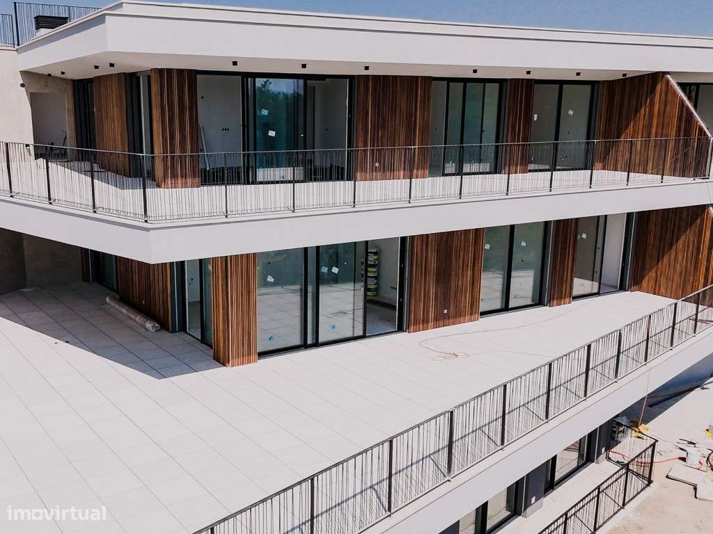 Miradouro do Sol. Desfrutar cada dia sobre a baía mais fascinante d... - Grande imagem: 2/47