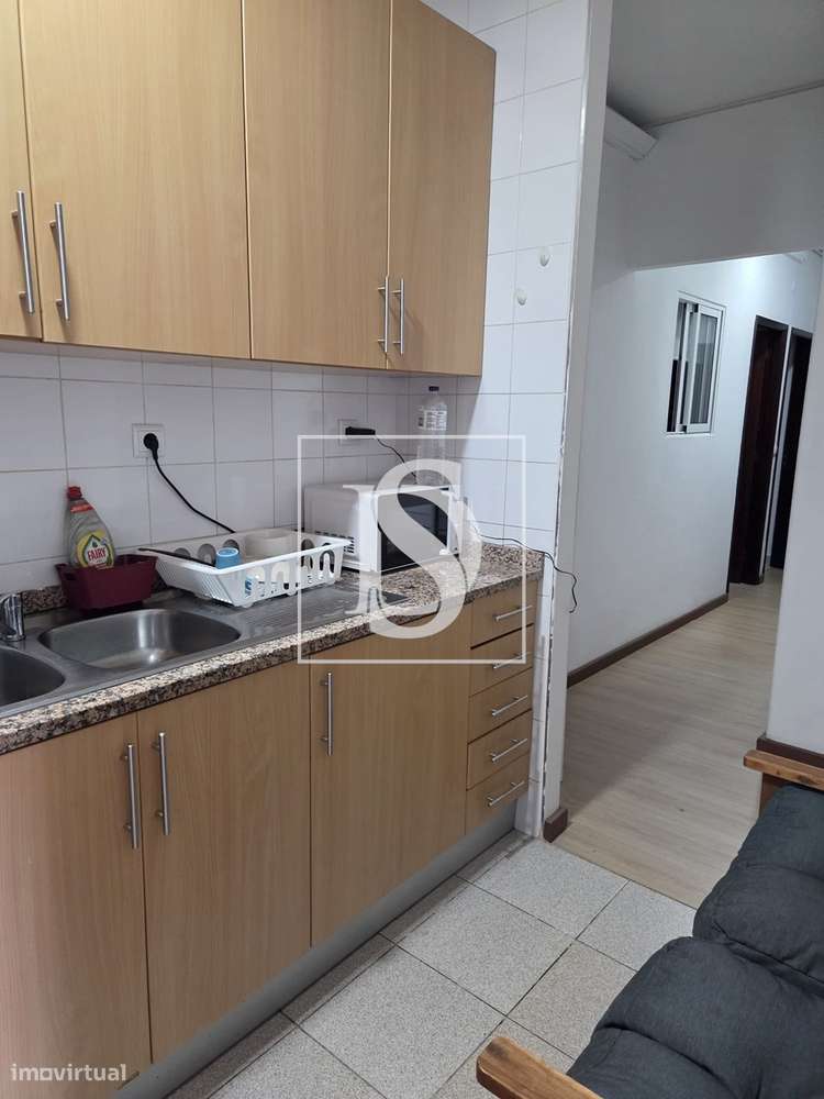 Apartamento T2+2 - Grande imagem: 2/18