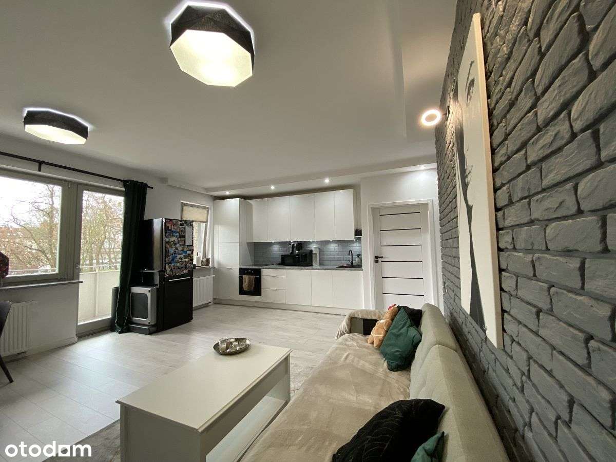 2 pok/ Taras/komórka lok/Winda-2