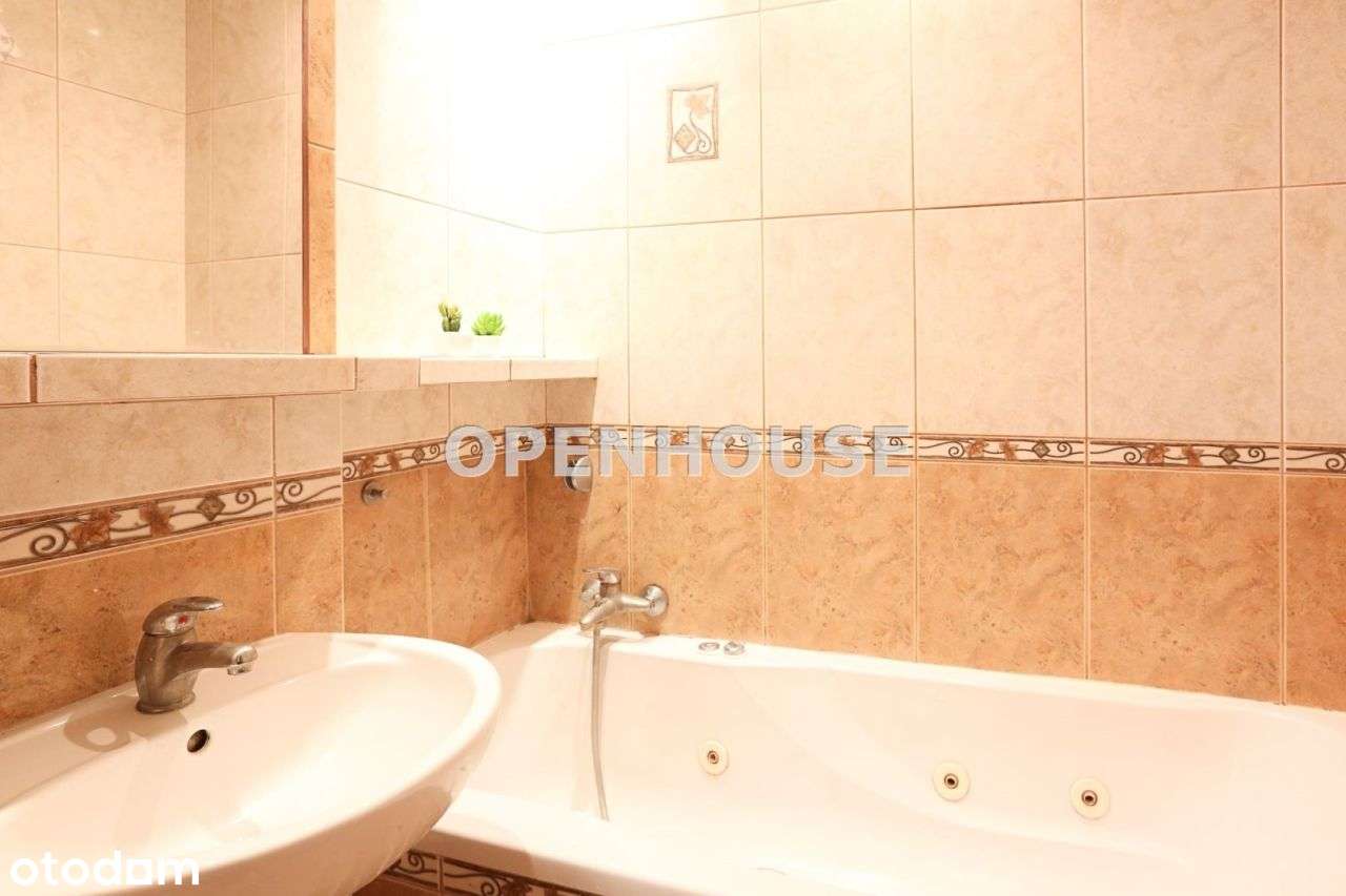 Dwupoziomowe bez skosów.Pow.86,5m2 ul.Klaudyny.-17