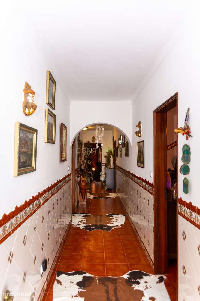 Charmosa Moradia T4 em Estremoz-22