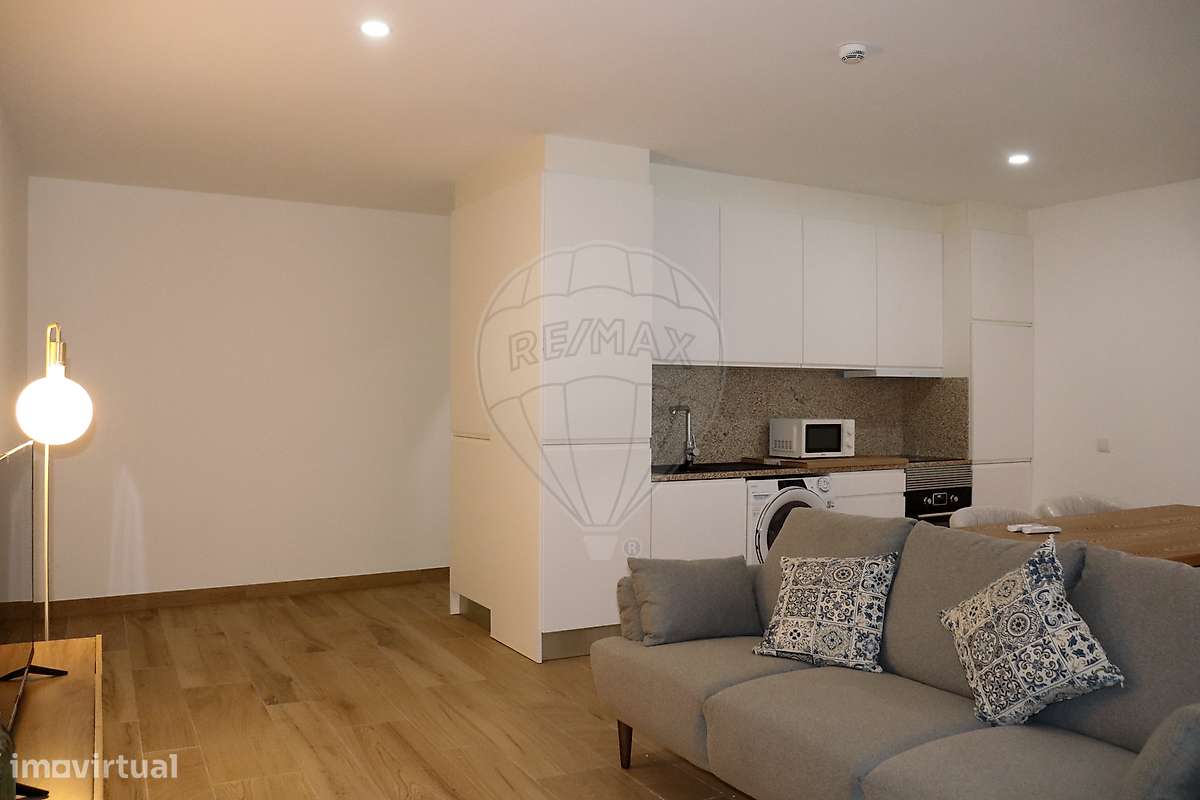 Apartamento T2 para arrendamento - Grande imagem: 2/16