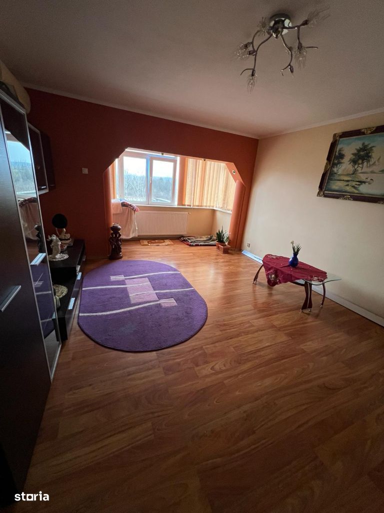 Apartament 3 camere Prundu