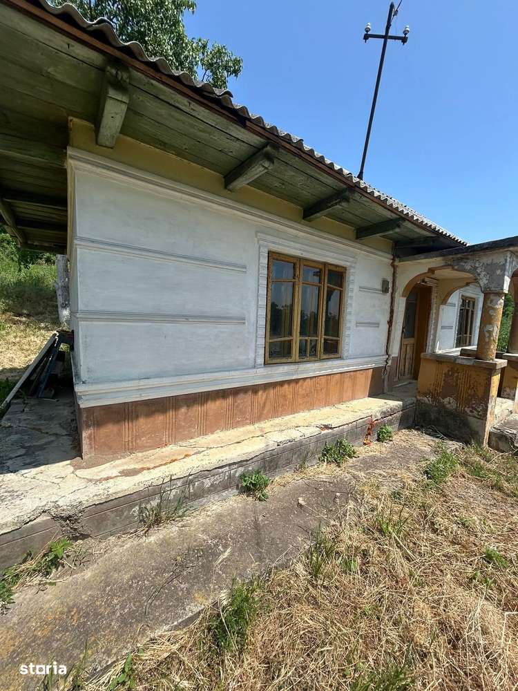 De vanzare casa batraneasca, Teren 3300 mp, 20.000 euro - Imagine principală: 3/4