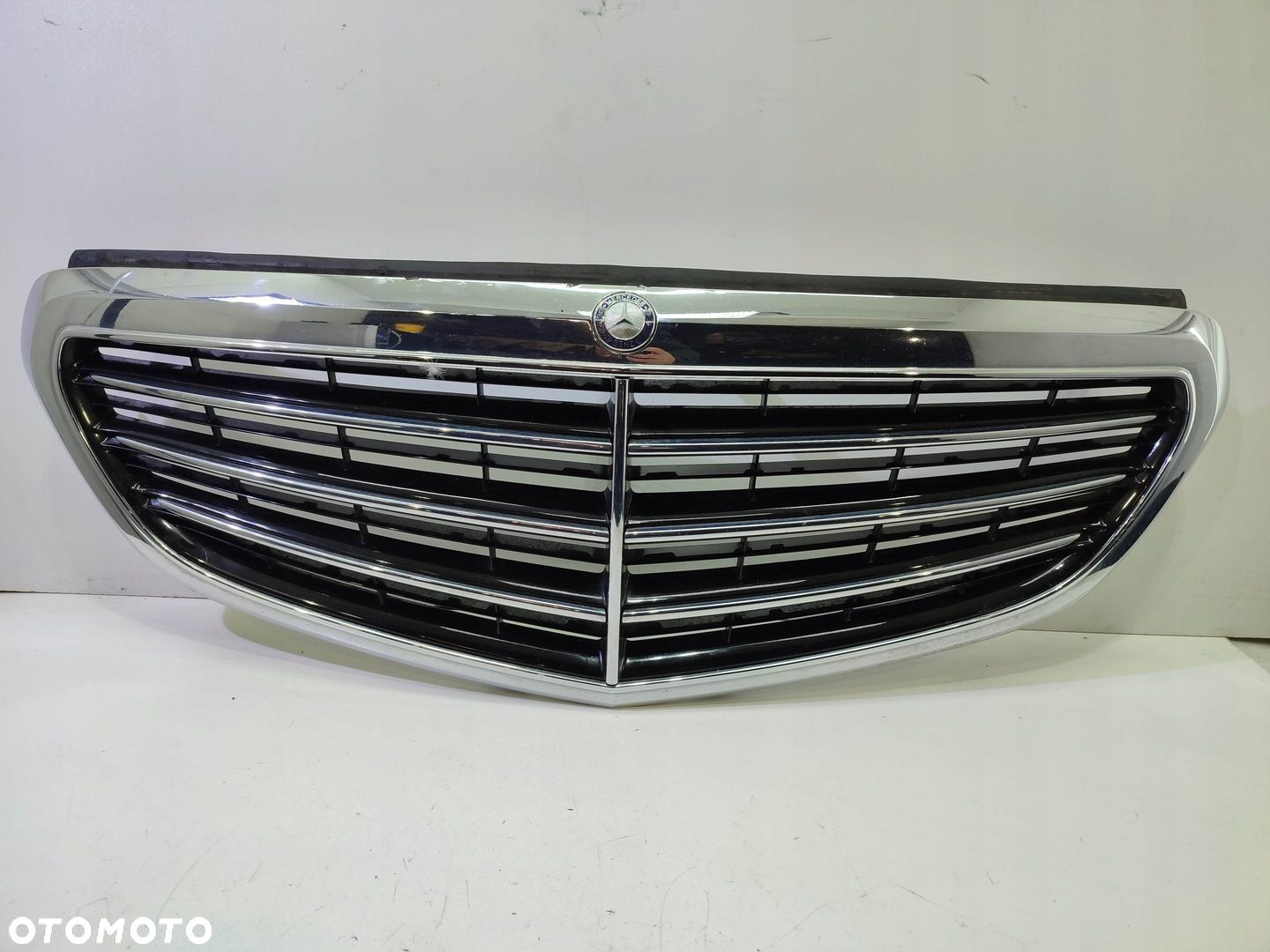 MERCEDES W212 ATRAPA GRILL A212880141383 - 1