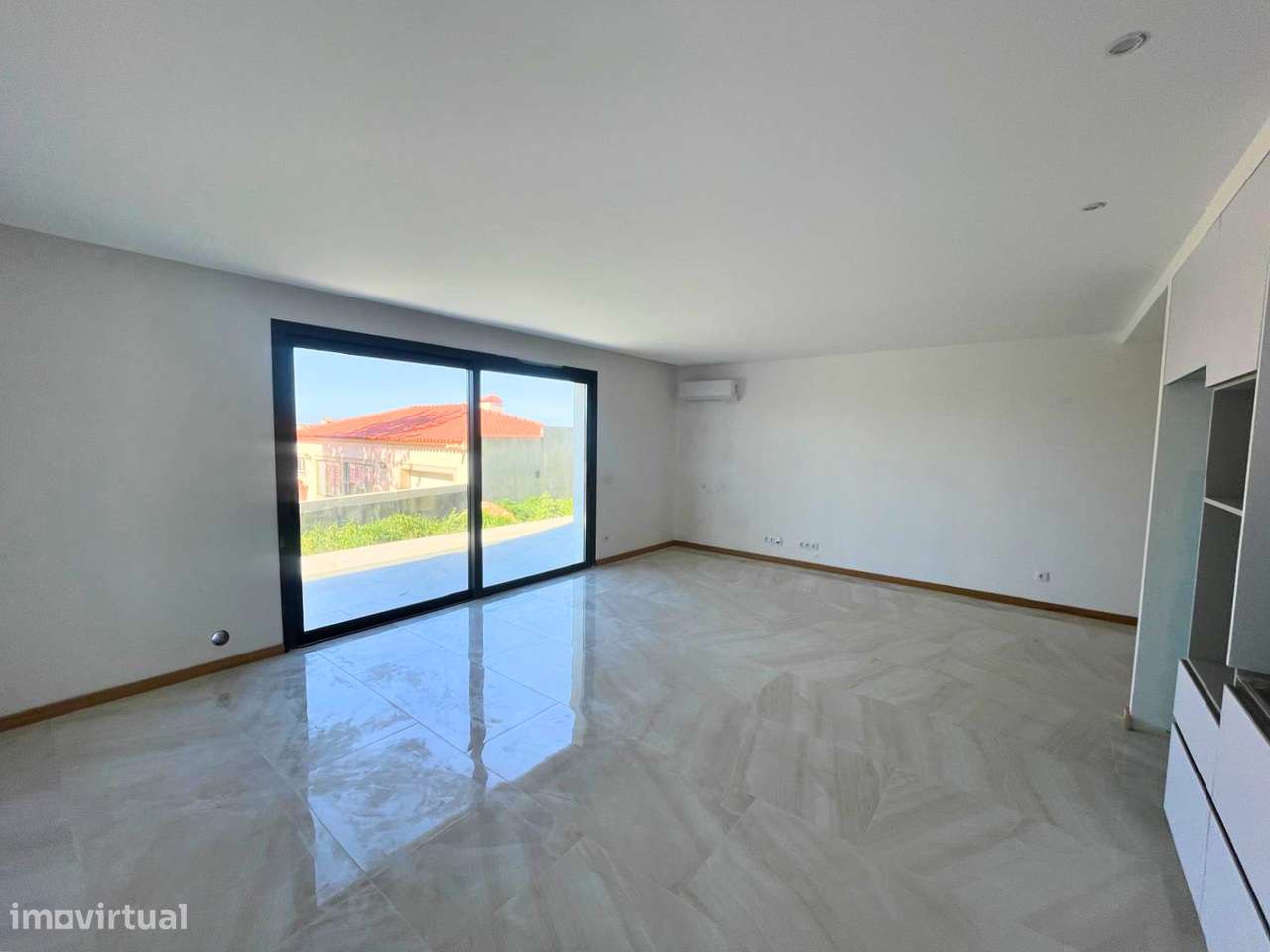 Moradia T3 Nova, com garagem e solário - Grande imagem: 4/20