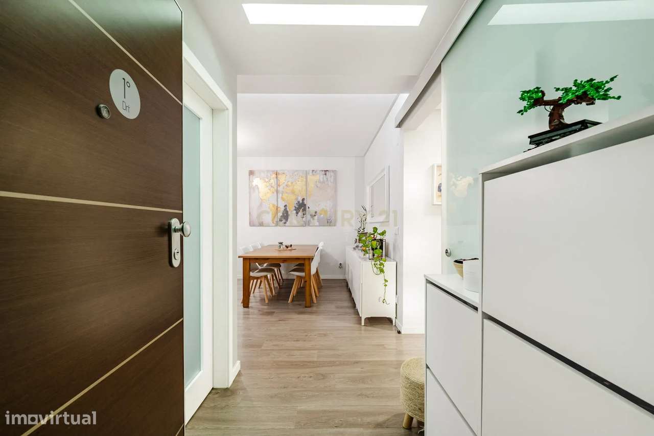 Exclusivo Apartamento T3 de Luxo com Suíte, Varanda e Certificação Ene - Grande imagem: 2/39