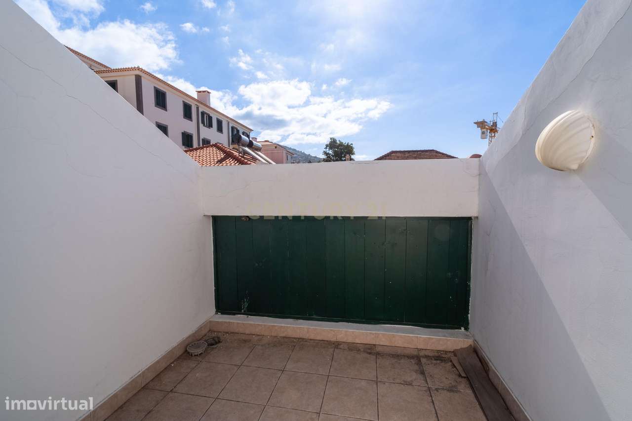 Prédio na Zona Velha do Funchal – Oportunidade de Investimento-41