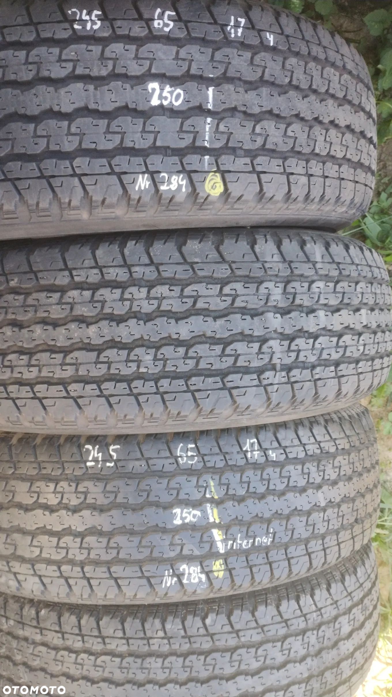 Bridgestone 245/65/17 nr 284 - 1