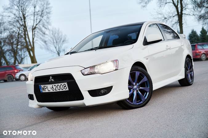 Mitsubishi Lancer 1.8 DID Instyle - 1