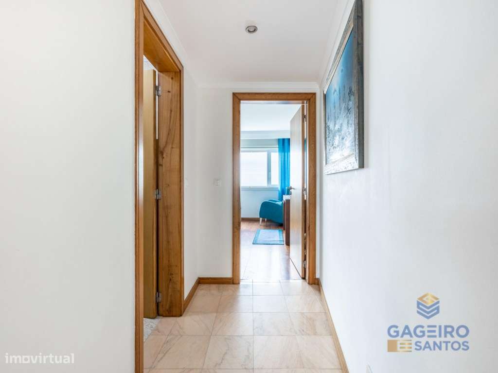 Apartamento T1 mobilado com piscina - Condomínio Baía Azul - Grande imagem: 5/17