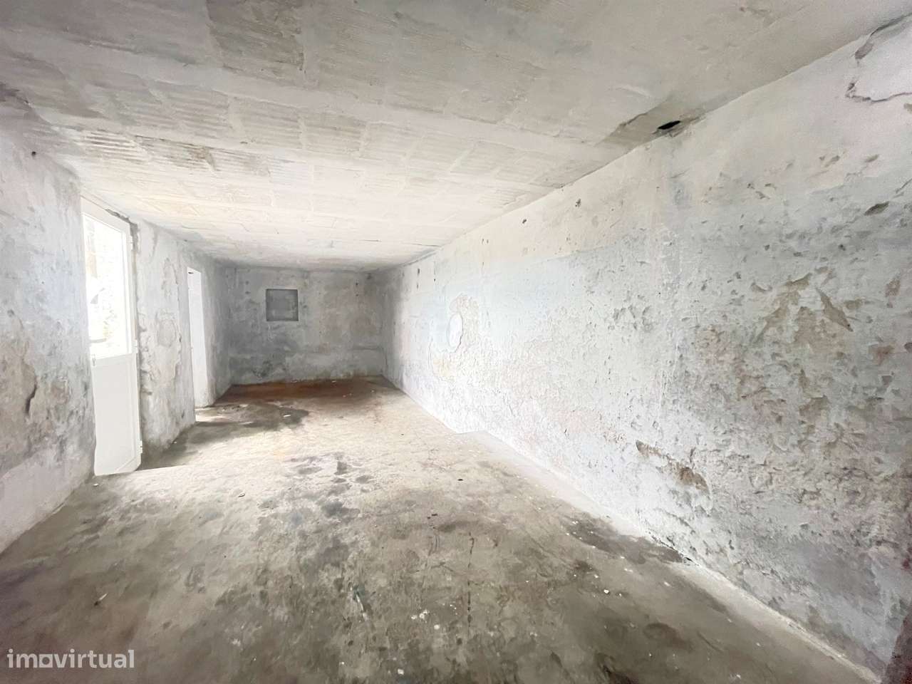 Armazém com 166m2 de área bruta, para arrendamento, em Avintes! - Grande imagem: 5/20