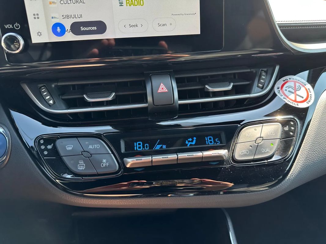 Toyota C-HR 1.8 HSD 122 CP 4x2 CVT Cult - 8