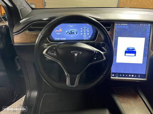 Tesla Model X 100D - 9