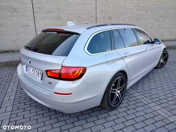 BMW Seria 5 530d Touring - 4