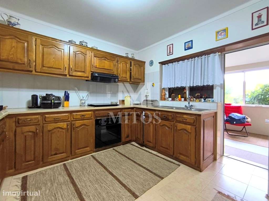 Moradia T4+1 geminada - Moledo - Grande imagem: 5/19