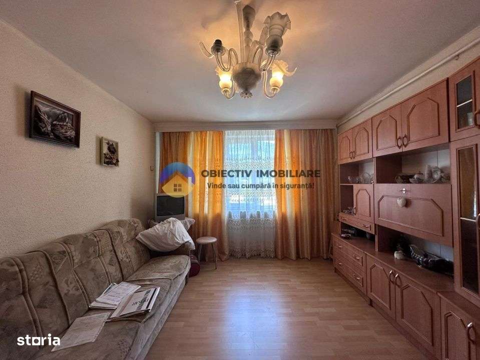 Apartament 3 camere de vanzare - Zona Centrala / 2 bai - Imagine principală: 2/19