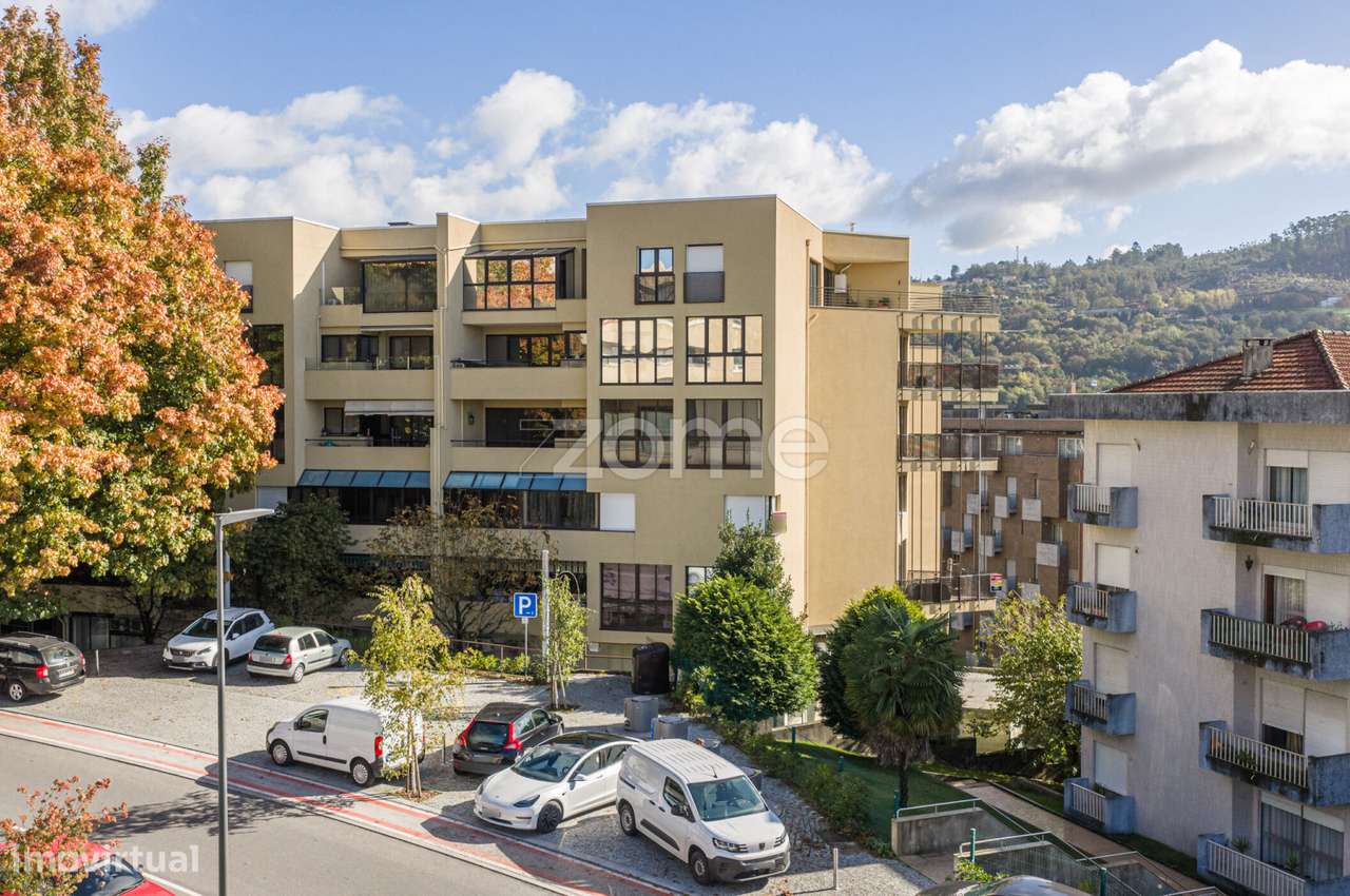 Apartamento T5 Duplex