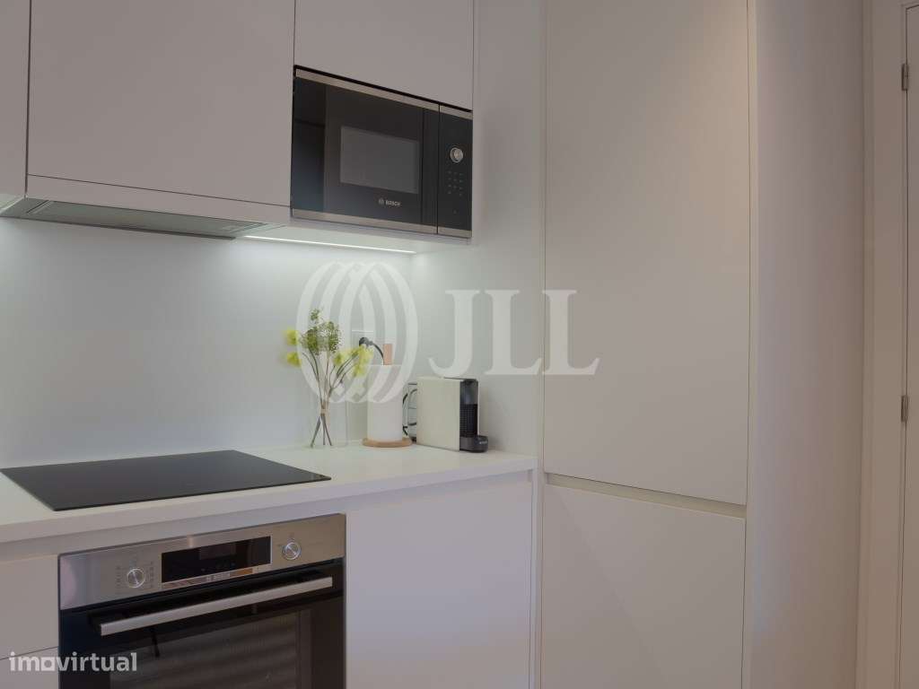 Apartamento T1, com estacionamento e varandas, Algarve-12