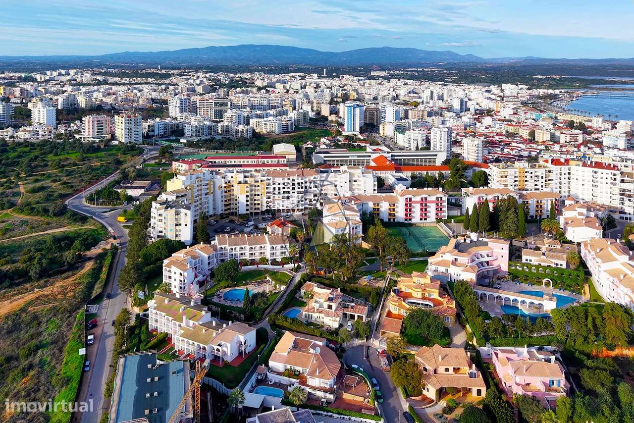 Apartamento T2 virado a Sul , com Garagem na Vila Rosa - Portimão-50