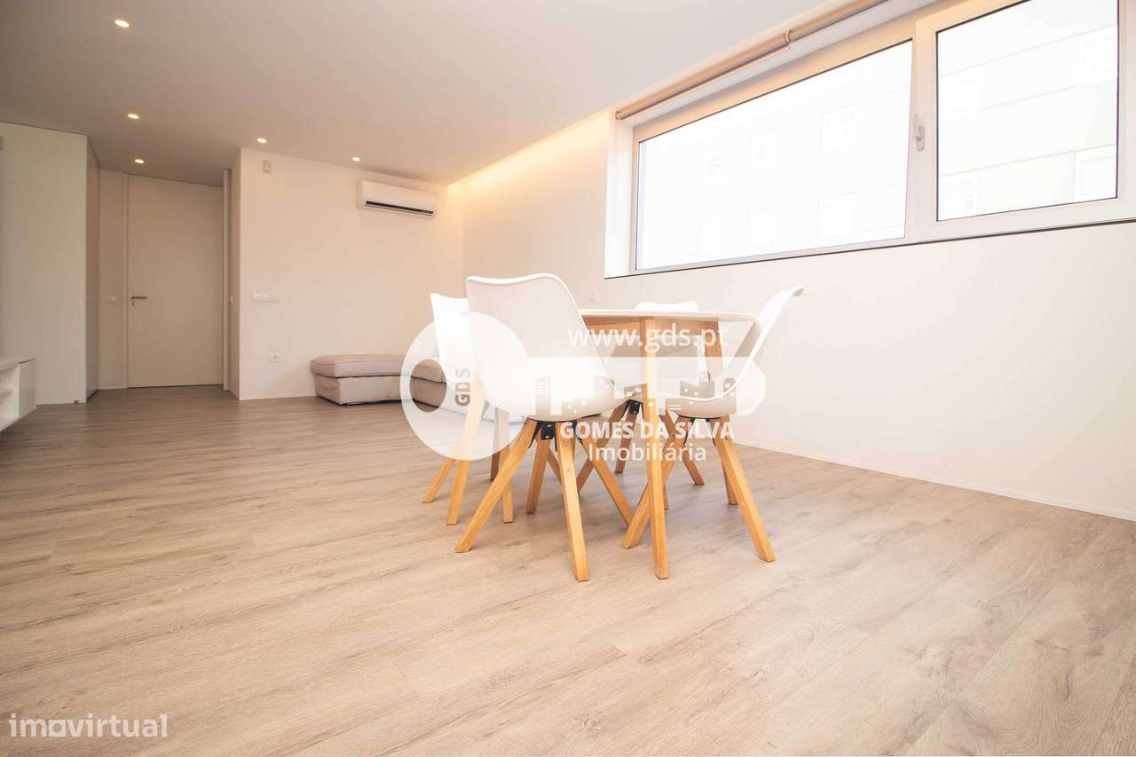 Apartamento T1 no Parque Norte - Construção Acrescentar-19