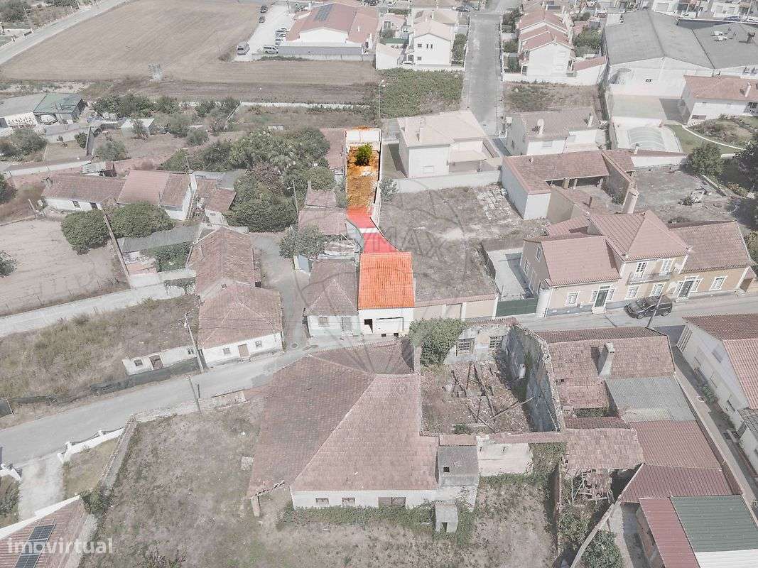 Moradia T2 para venda - Grande imagem: 3/36