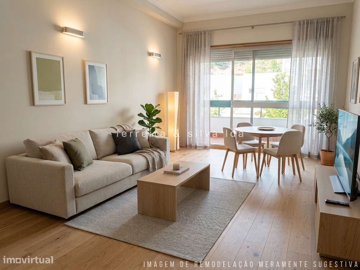 Apartamento T2 em Coimbra (Rua General Humberto Delgado)-0