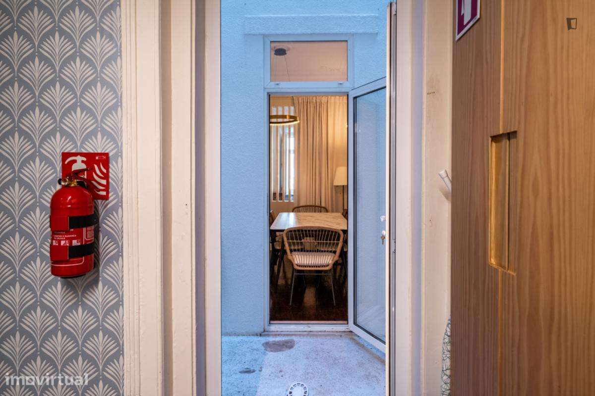 Apartamento com 2 quartos - localizado em São Sebastião Lisbon - Grande imagem: 3/8