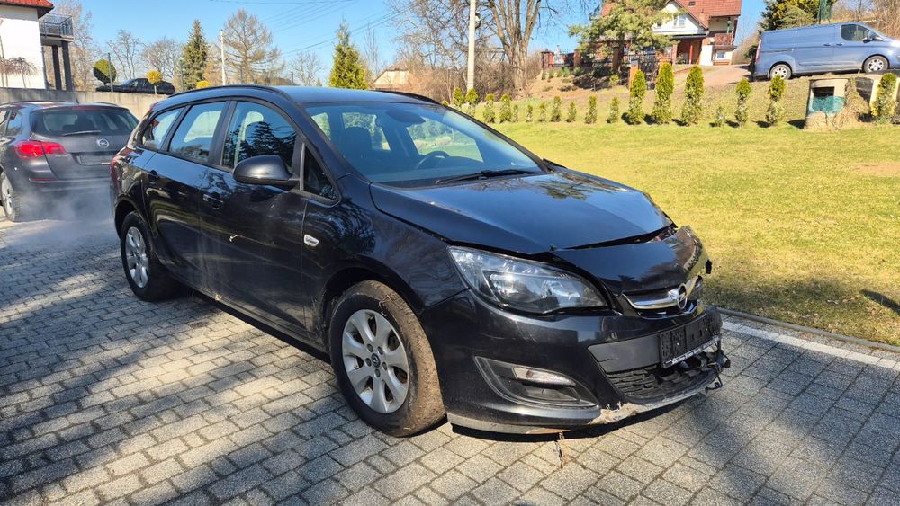 Opel Astra J (2009-2019) 1.6 D (CDTI DPF ecoFLEX) Start/Stop Edition 2015