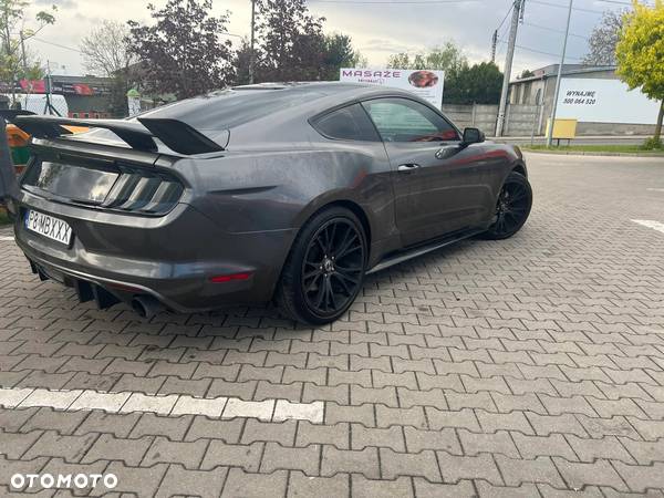 Ford Mustang 3.7 V6 - 4