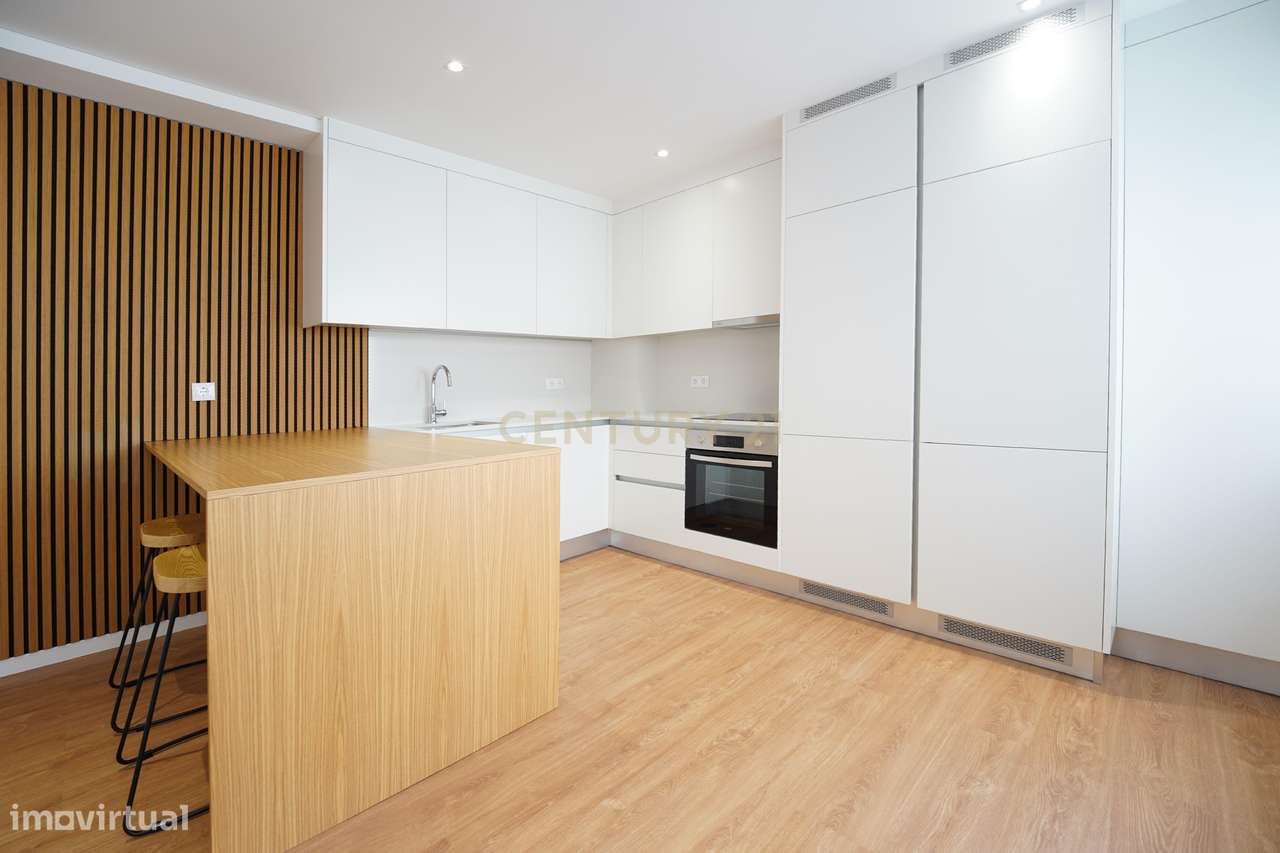 Apartamento T3 frente ao mar-3