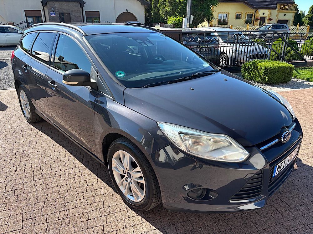 Ford Focus Mk3 (2010-2018) 1.6 TDCi Titanium 2011