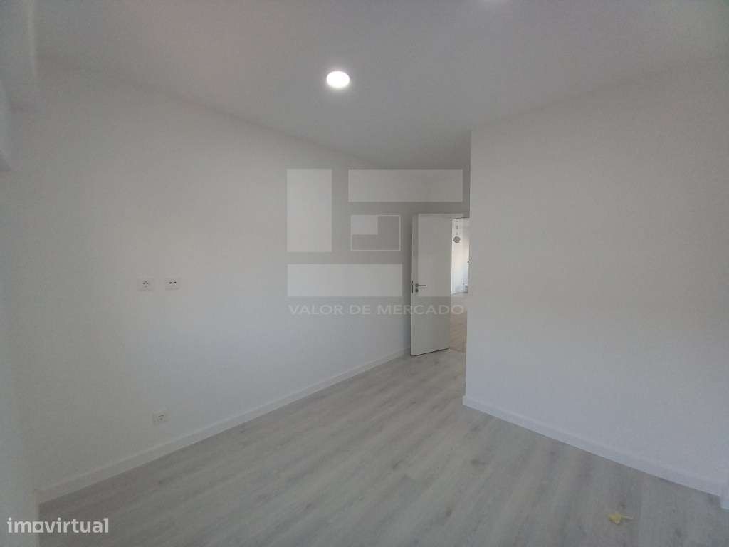 APARTAMENTO DUPLEX T3 - COSTA DA CAPARICA, 300 M DA PRAIA-22