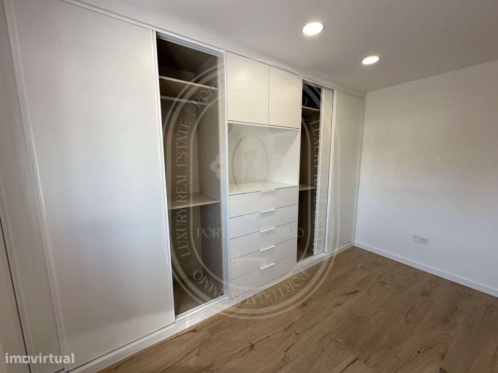 Elegante Moradia Contemporânea T4 - Conforto, Luz e Eficiência Ener...-17