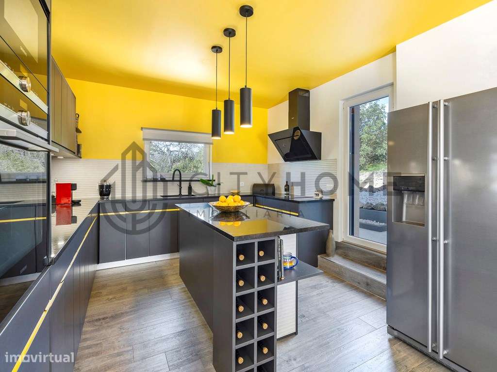 Moradia T3 com piscina e vistas deslumbrantes em Boliqueime-7
