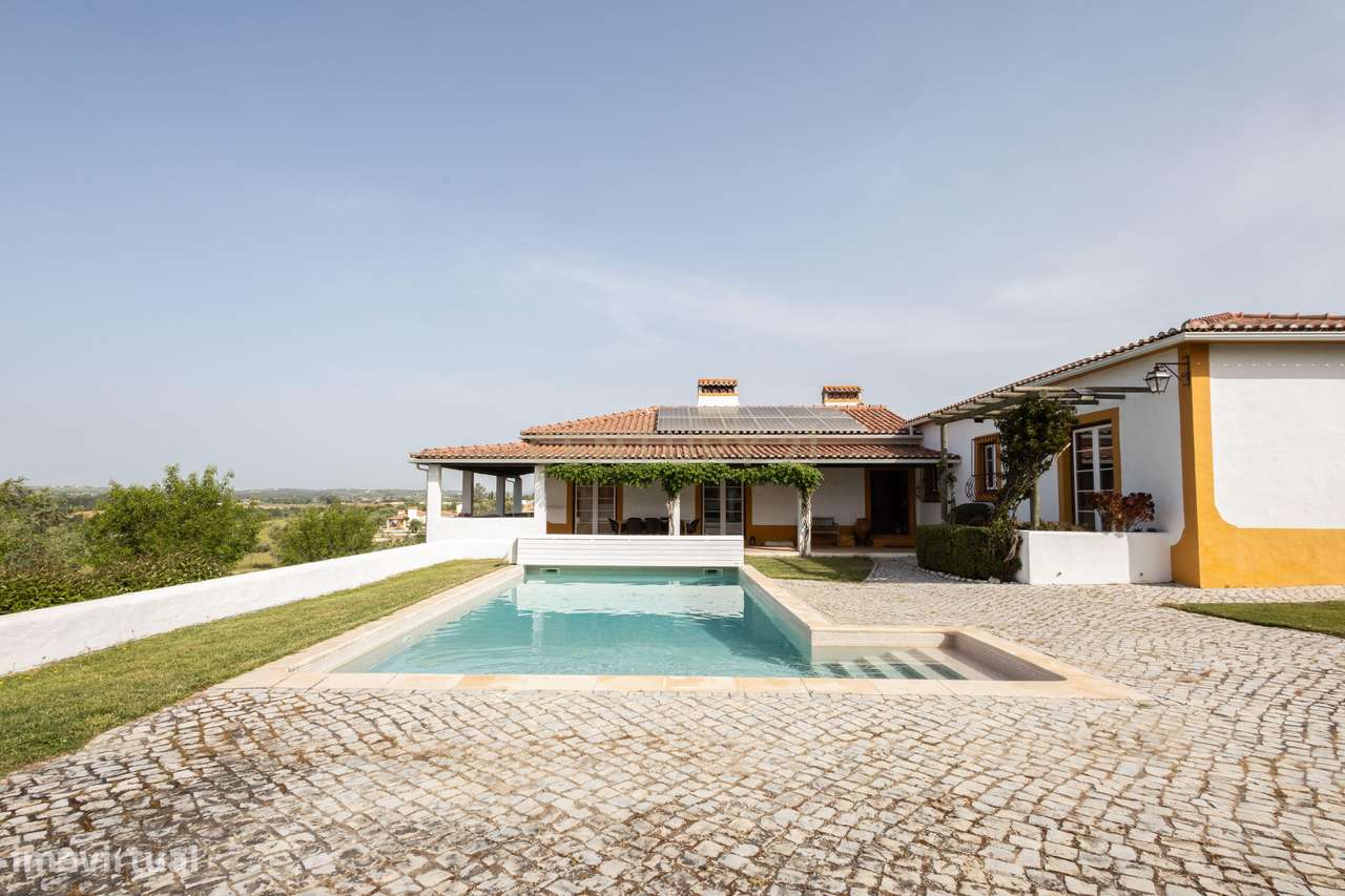 Quinta com piscina e vista sobre o Ribatejo, entre conforto e natureza-15