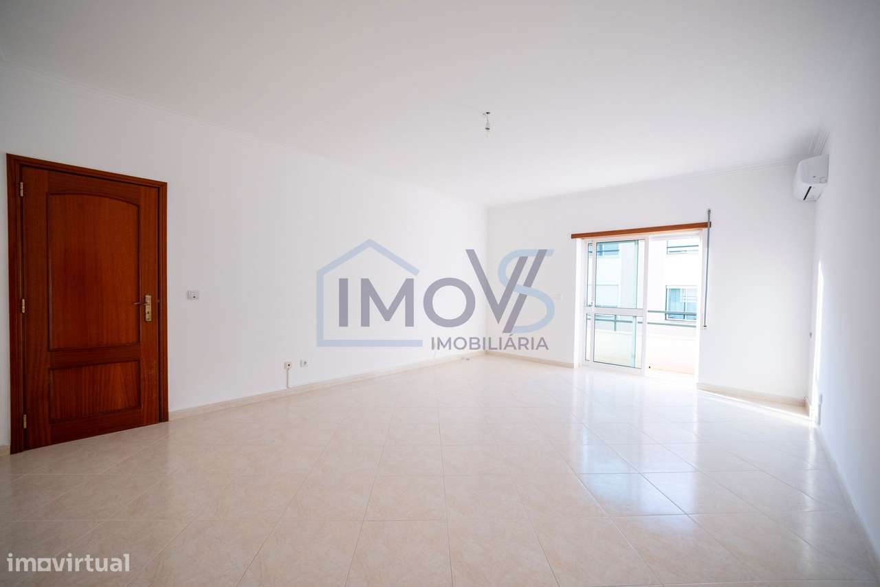 Apartamento T3 completamente renovado no centro de  Ferreira do Zêzere-9