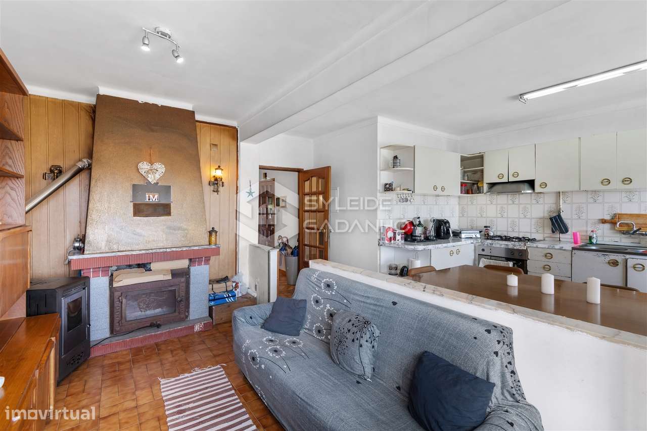 Apartamento T4 para VENDA na Calçada das Poldras, zona baixa da Covilh-10