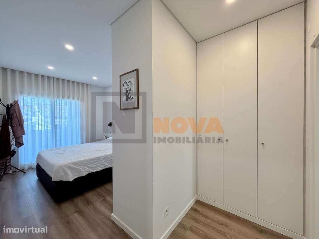 Apartamento T3 Moderno em Famões | 155 m² | Excelente Exposição Sol...-12