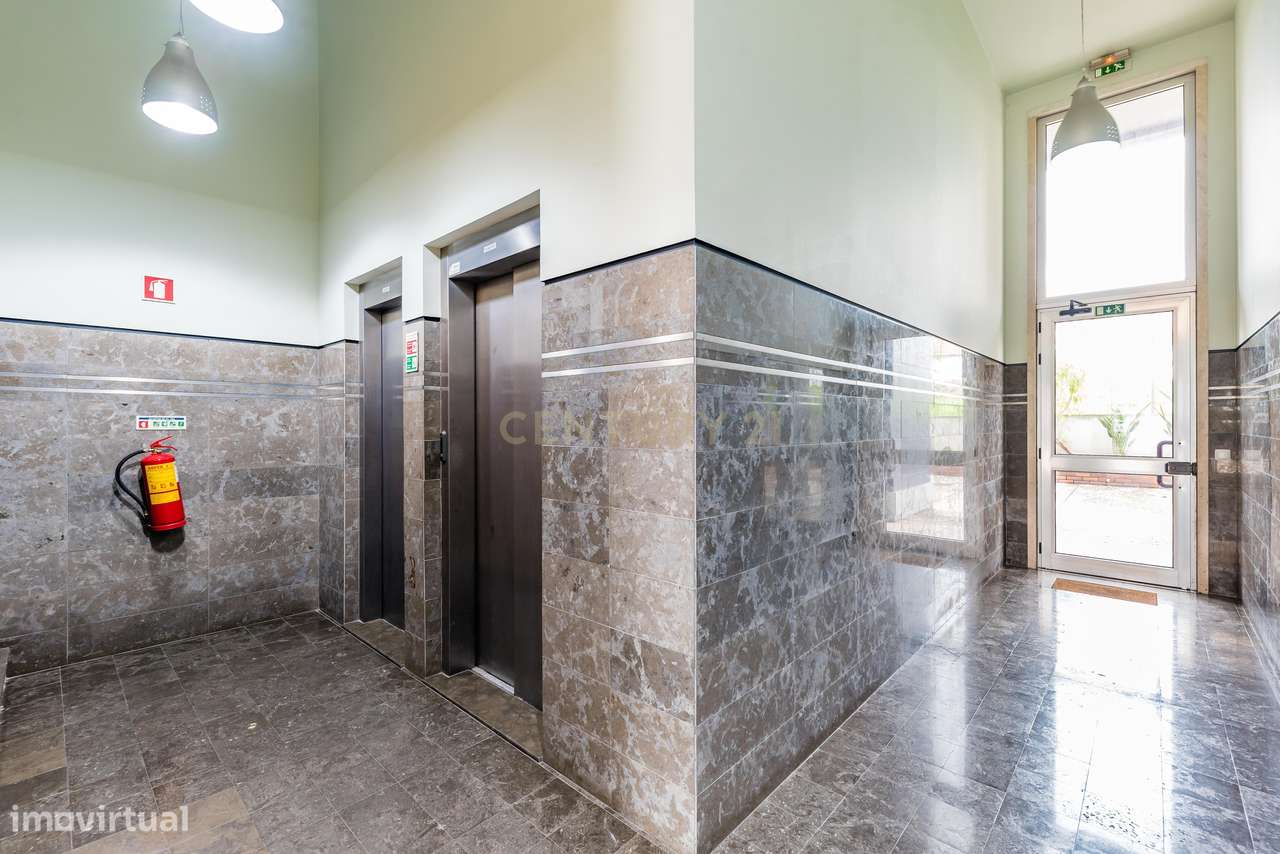 Apartamento T3 em condomínio – Foros de Amora - Grande imagem: 4/42